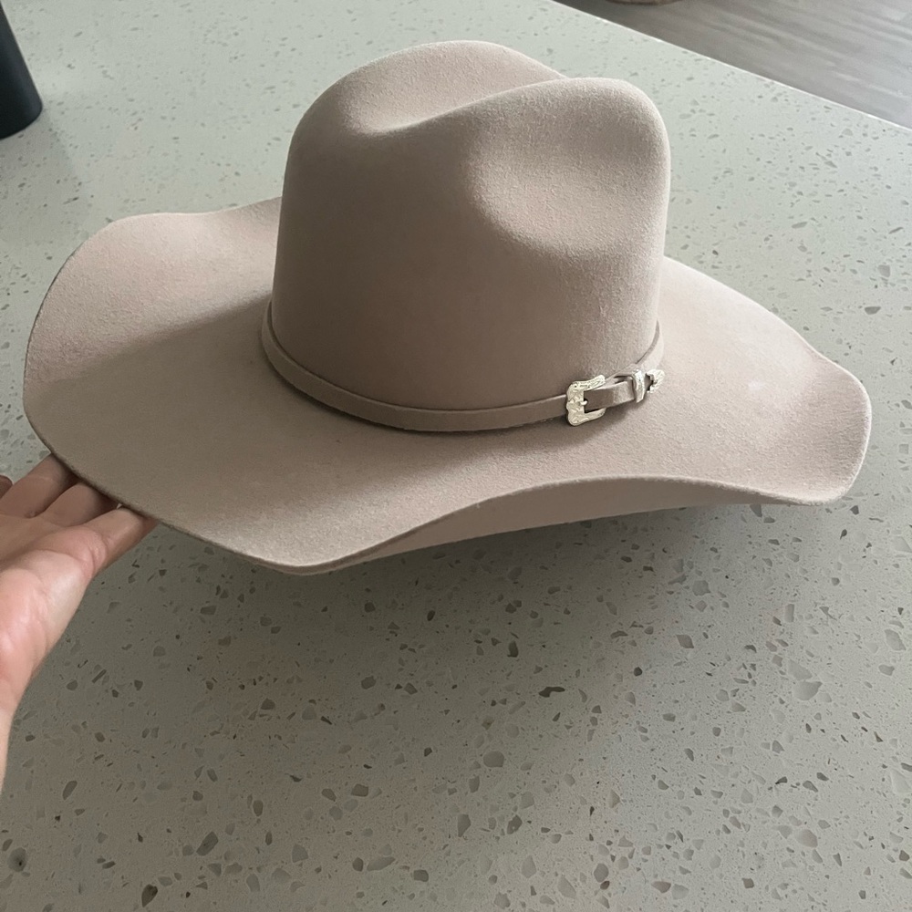 Justin’s Milano hat co rare find cowboy hat 🤠
